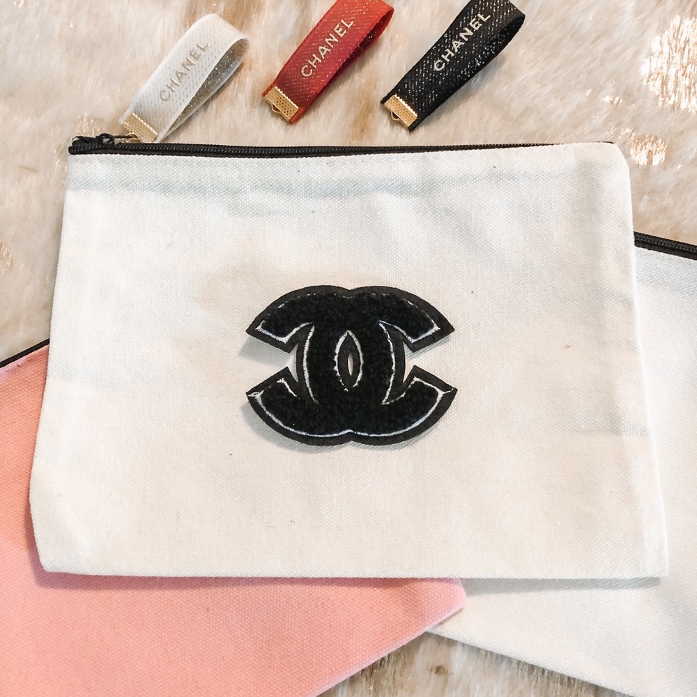 Stylish designer outlined chenille pouch